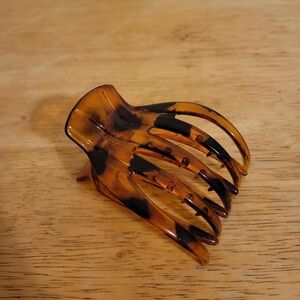 Tortoise Shell Hair Claw Clip